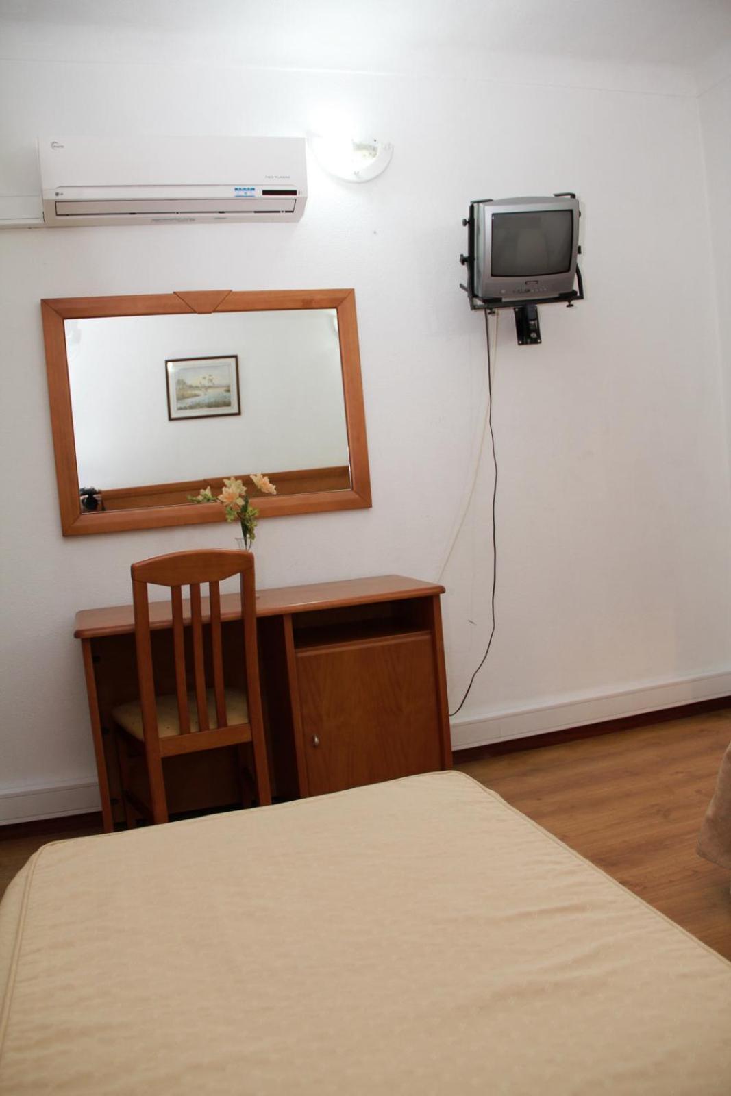 Bed and Breakfast Residencial Parque Селоріку-да-Бейра Екстер'єр фото